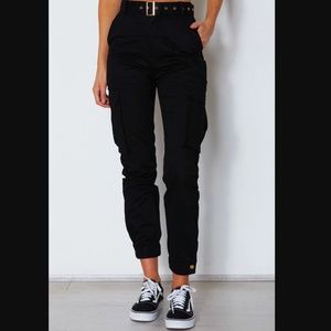 NWT White Fox Rocky Cargo Pants